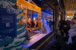 2020;Christmas-decorations;Corona;Covid;Covid-19;Department-Stores;Kaleidos;Kaleidos-images;Le-Printemps;Tarek-Charara